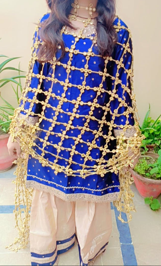 Hania Amir Mirror Dupatta – Luxury Hand-Embellished Dupatta with Sequins & Loops